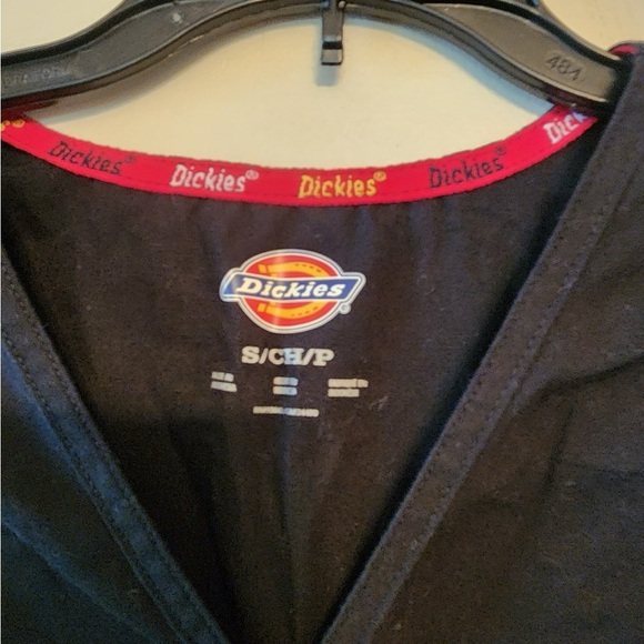 Dickies black scrub top size womens small - Picture 3 of 3